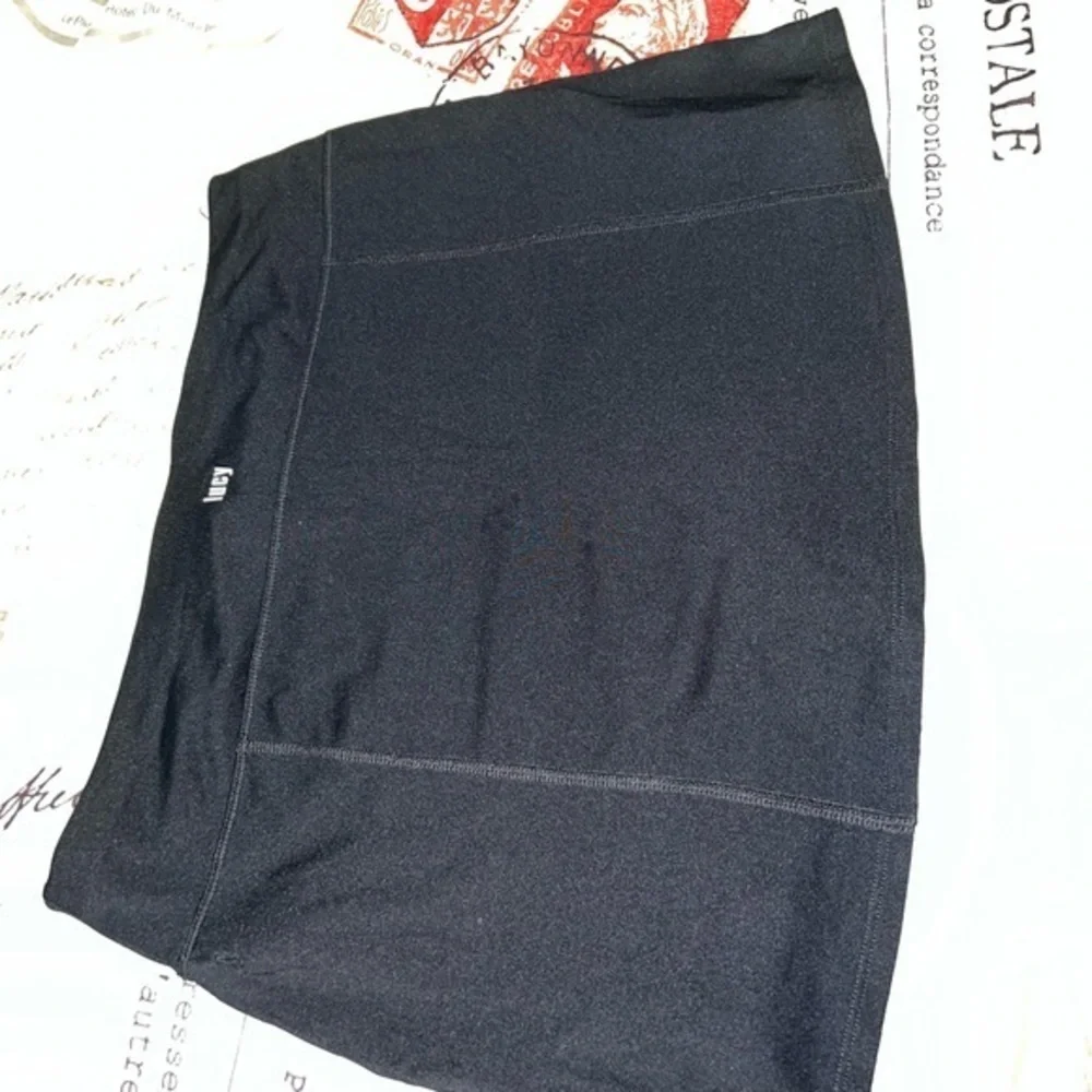 Lucy Tech Skort - Picture 3 of 5